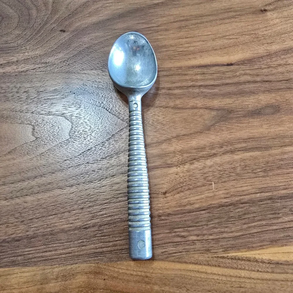 Vintage Aluminum Ice Cream Scoop Ribbed Grip Handle Silver Mid Century Modern